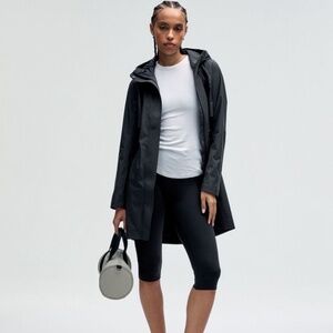 Lululemon Rain Rebel Jacket Black Size 4